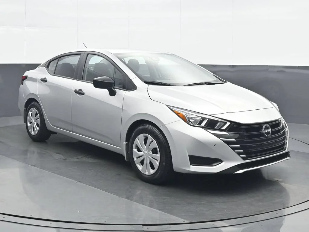 Used 2024 Silver Nissan 1.6 S image 9