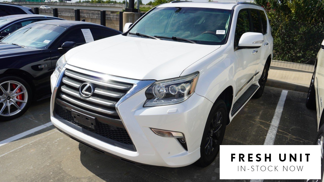 Used 2016 White Lexus  image 1