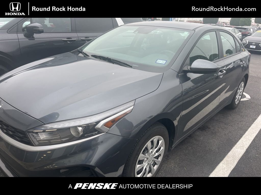2024 Kia Forte LX AT's photo