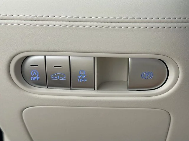 New 2026 White Genesis 3.5T e-SC image 23