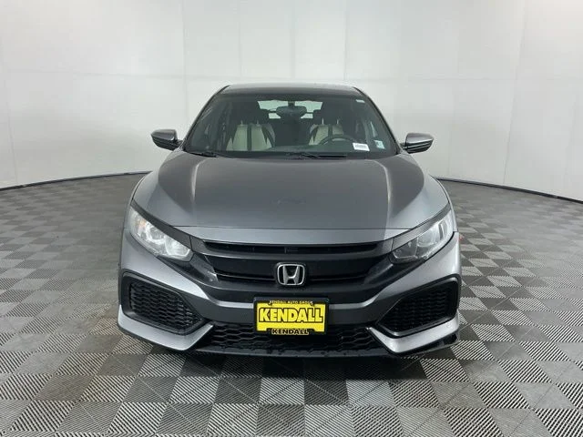 Used 2017  Honda LX image 2
