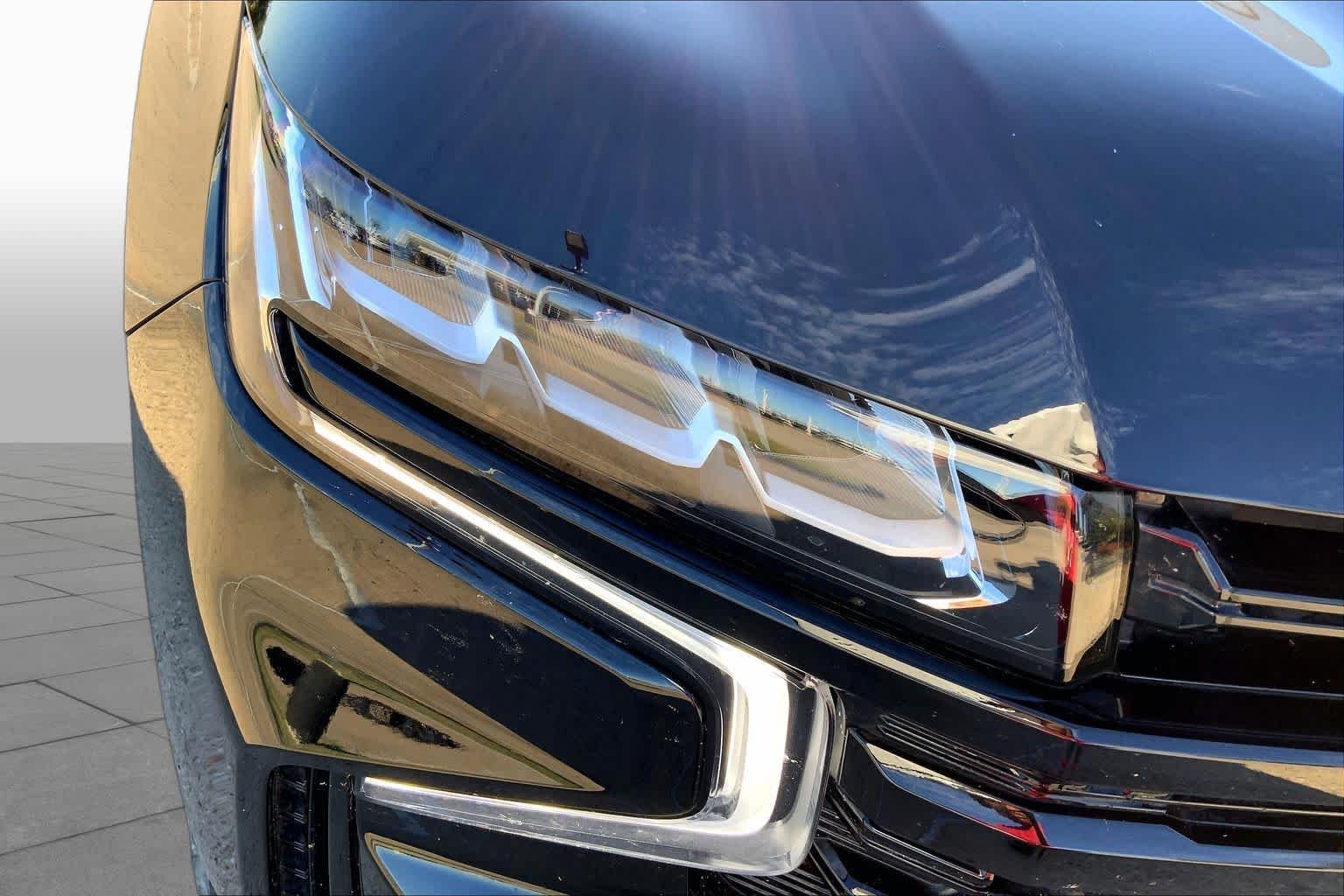 Certified Used 2023 Black Chevrolet Z71 image 28