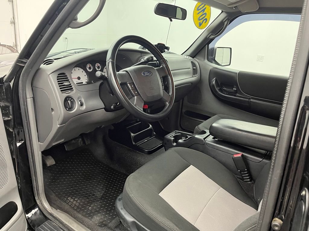 Used 2010 Black Ford XLT image 16