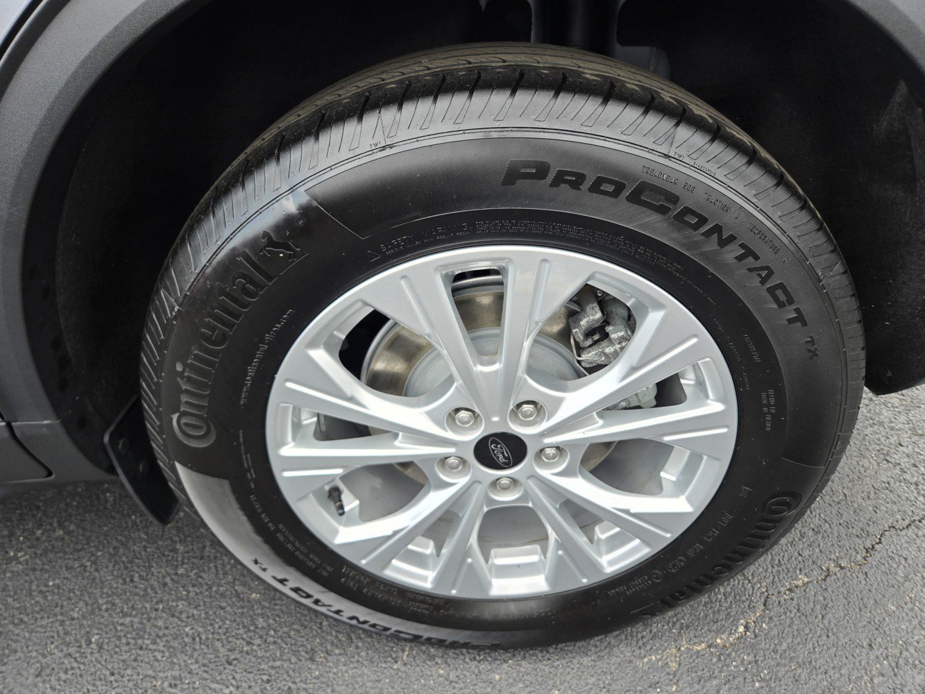 Used 2023  Ford Active image 45
