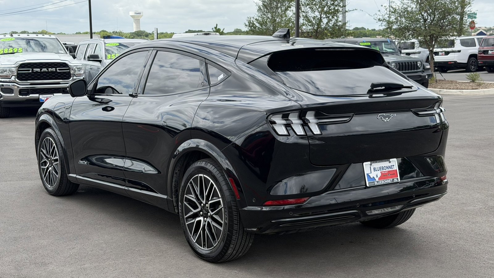 Used 2024 Shadow Black Ford Premium image 20
