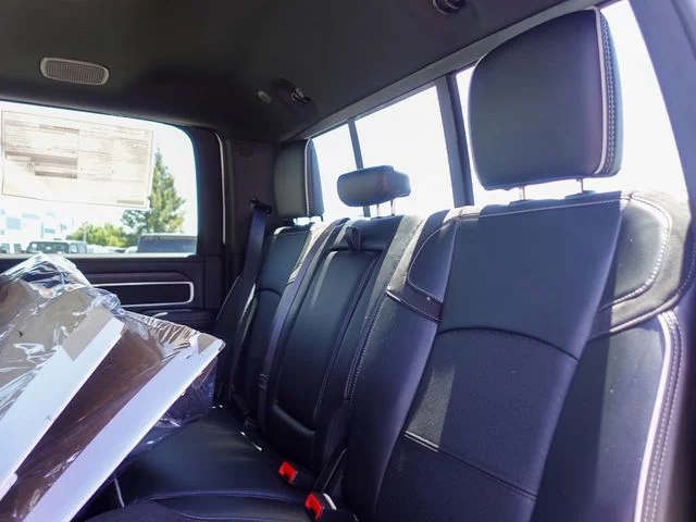 New 2026 Bright White Clear-Coat Exterior Paint RAM Laramie image 24