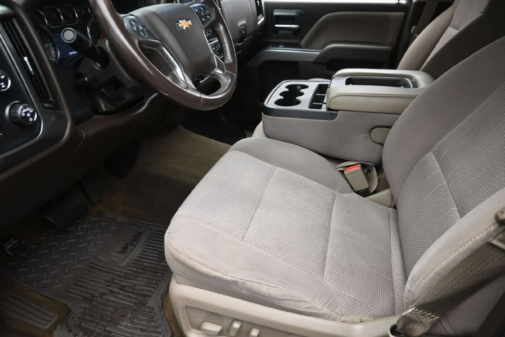 Used 2015 Green Chevrolet LT image 16