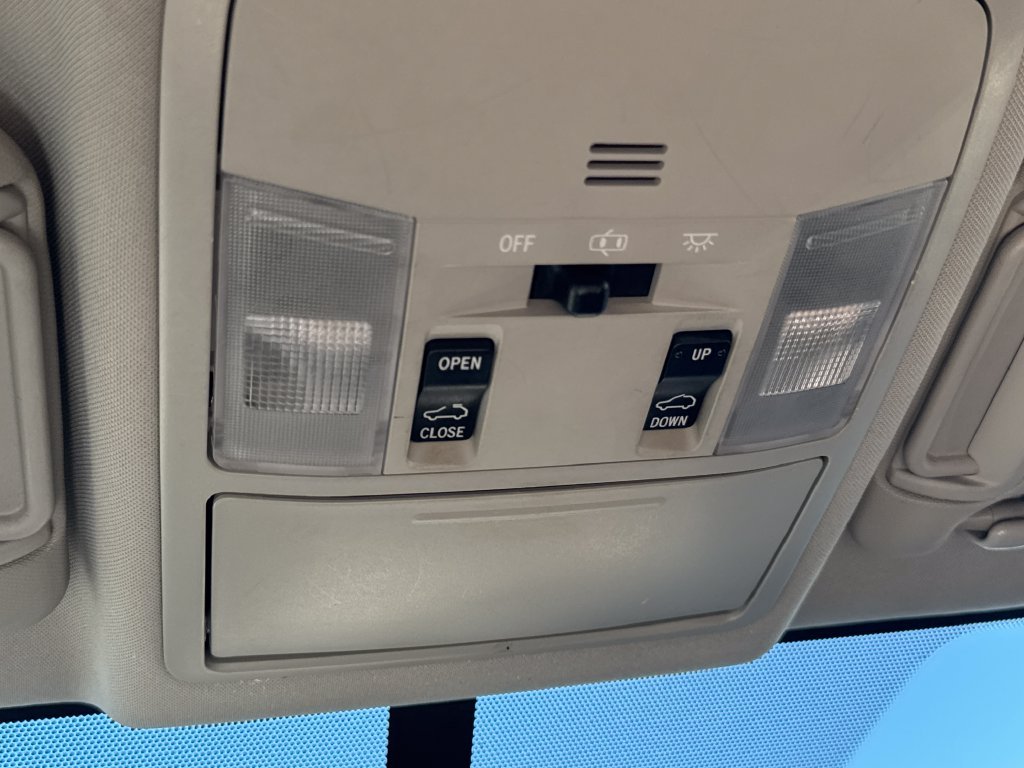 Used 2016 Blue Toyota XLE image 32