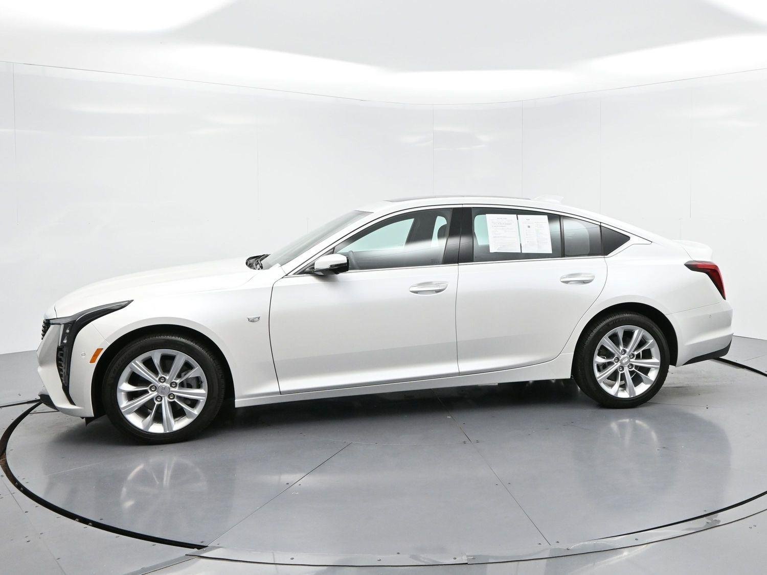 Used 2025 Crystal White Tricoat Cadillac Premium Luxury image 4