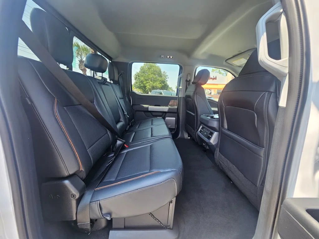 New 2026 Oxford White Ford F-250® Lariat® image 27