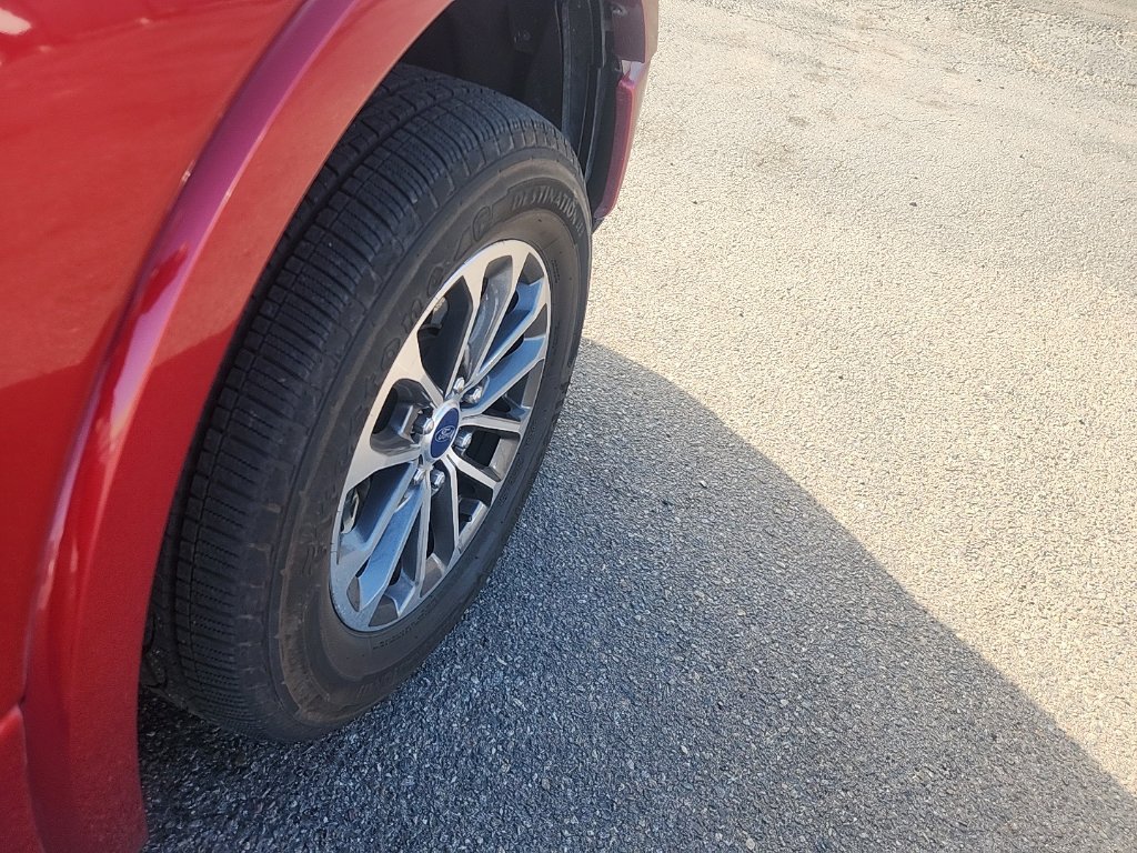Used 2019 Ruby Red Metallic Ford XLT image 15