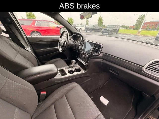Used 2021 Black Jeep Laredo E image 17