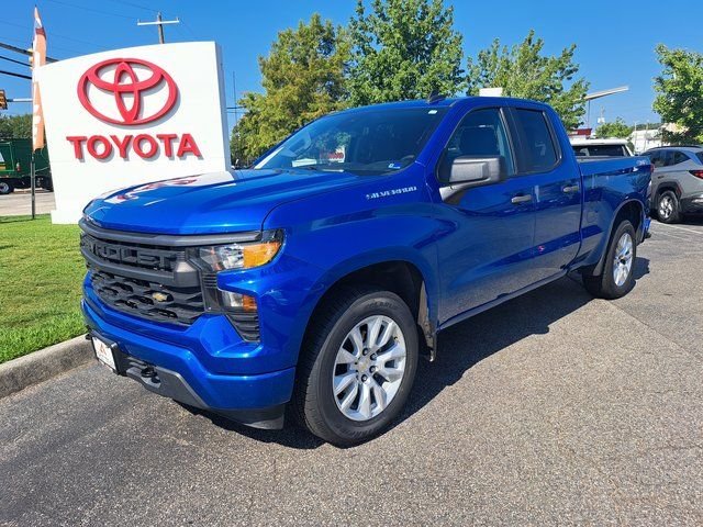 Used 2022 Blue Chevrolet Custom image 2