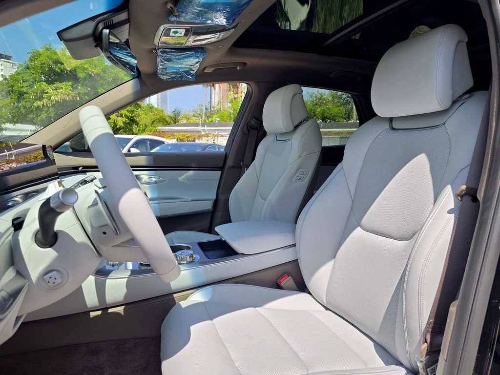 New 2026 Black Genesis 2.5T Advanced image 17