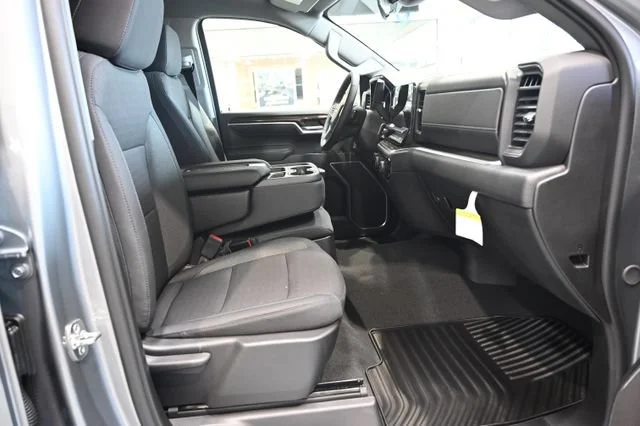 2026 Chevrolet Silverado 1500 LT - Photo 11