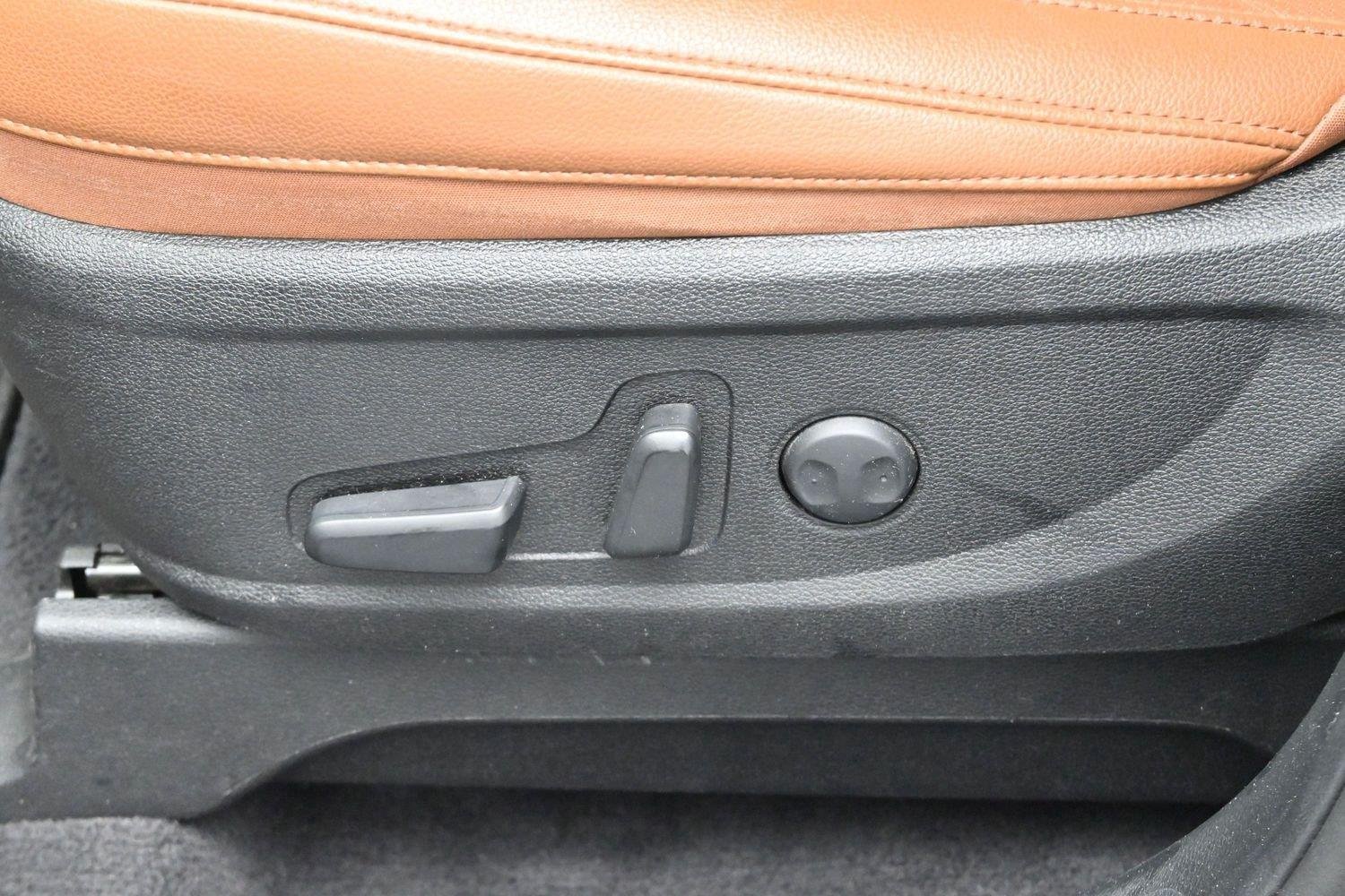 Used 2024 Dark Moss Kia EX X-Line image 15