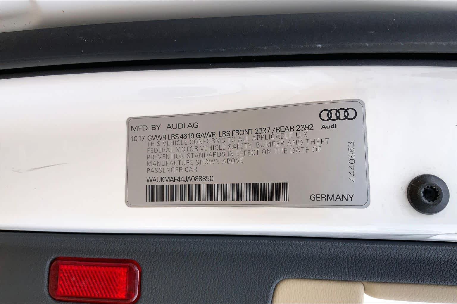 Used 2018 Glacier White Metallic Audi Premium image 69