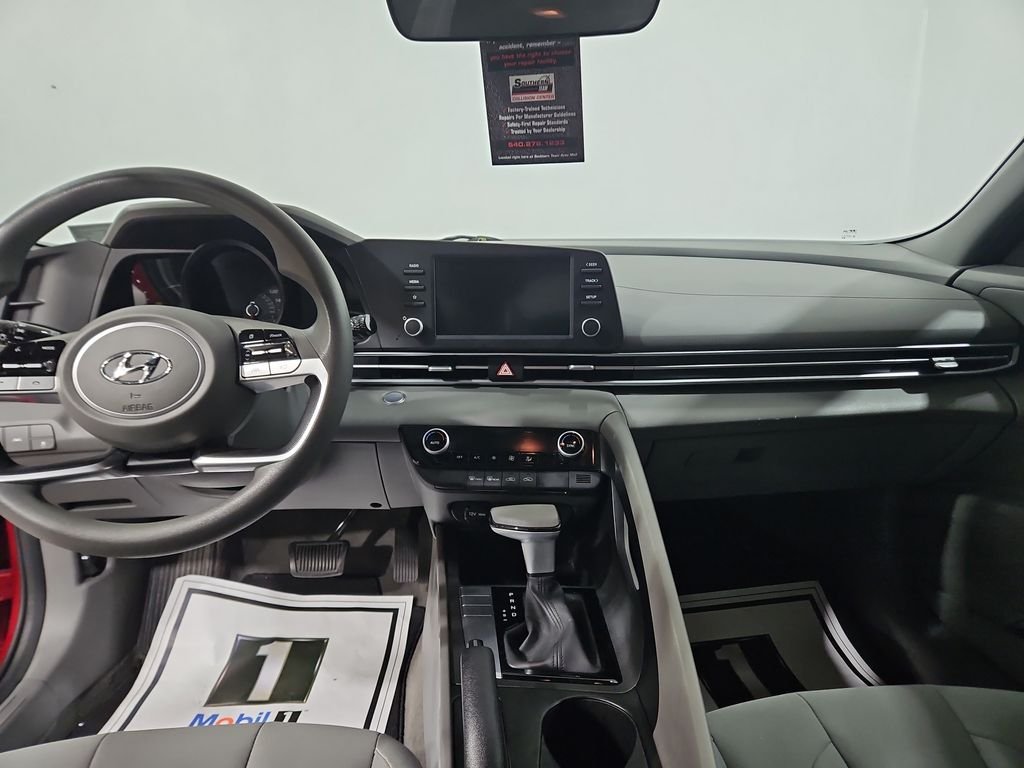Certified Used 2022 Red Hyundai SEL image 19