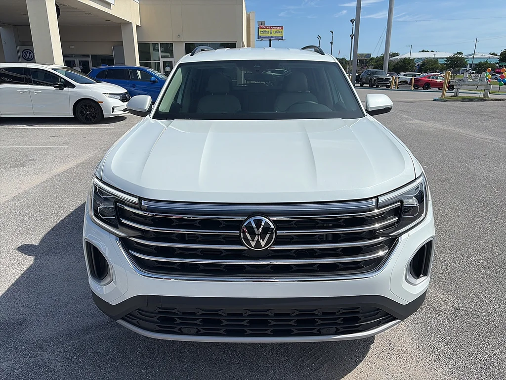 New 2026 Opal White Pearl Volkswagen 2.0T SE FWD image 8