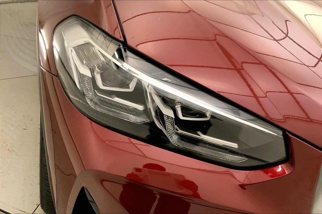 Used 2023 Aventurin Red Metallic BMW  image 27
