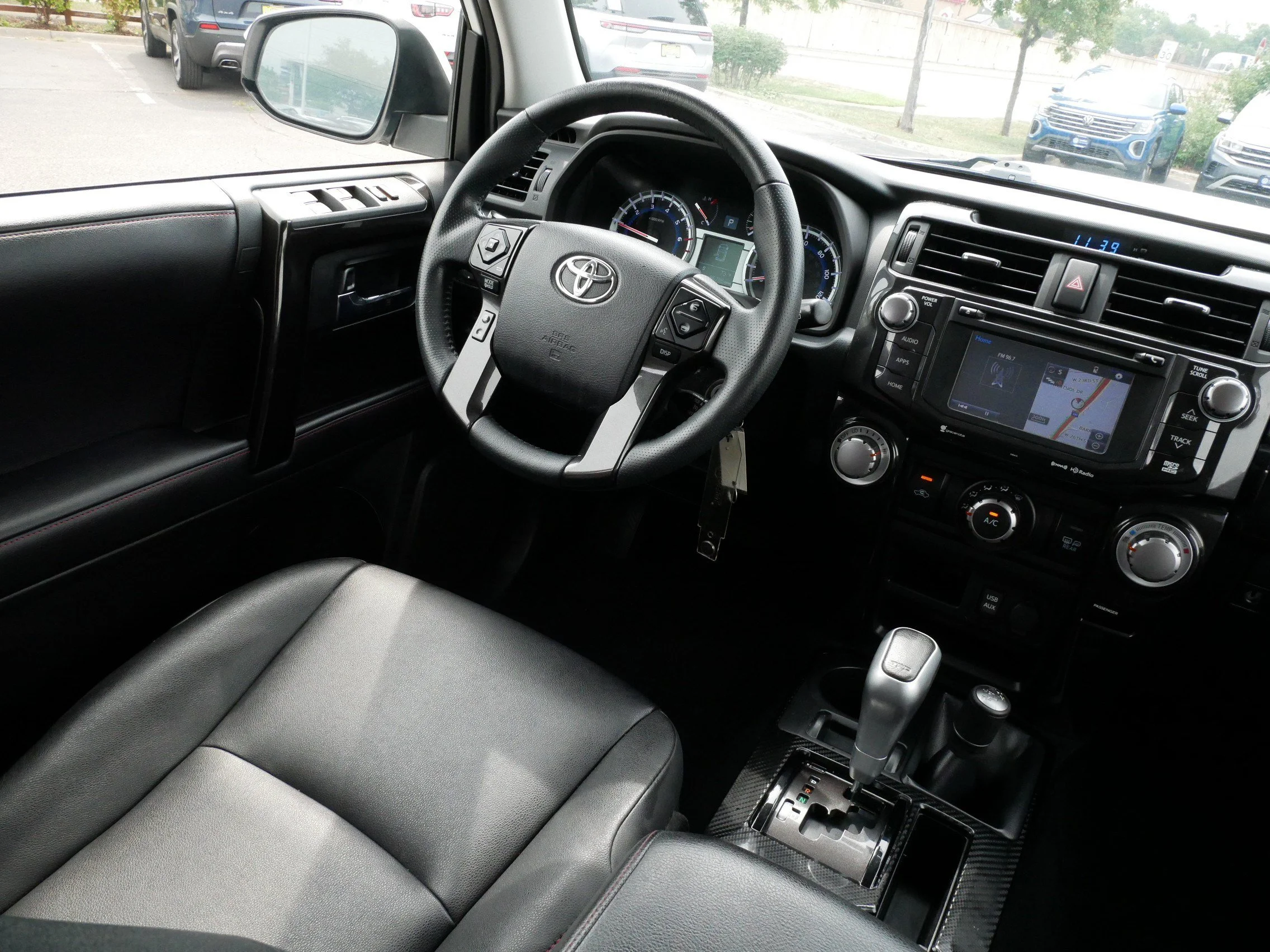 Used 2019 Super White Toyota TRD Off Road Premium image 9