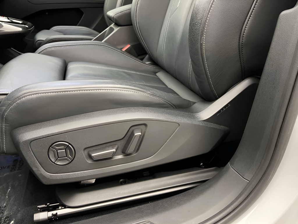 Used 2022 Glacier White Audi Premium Plus image 8