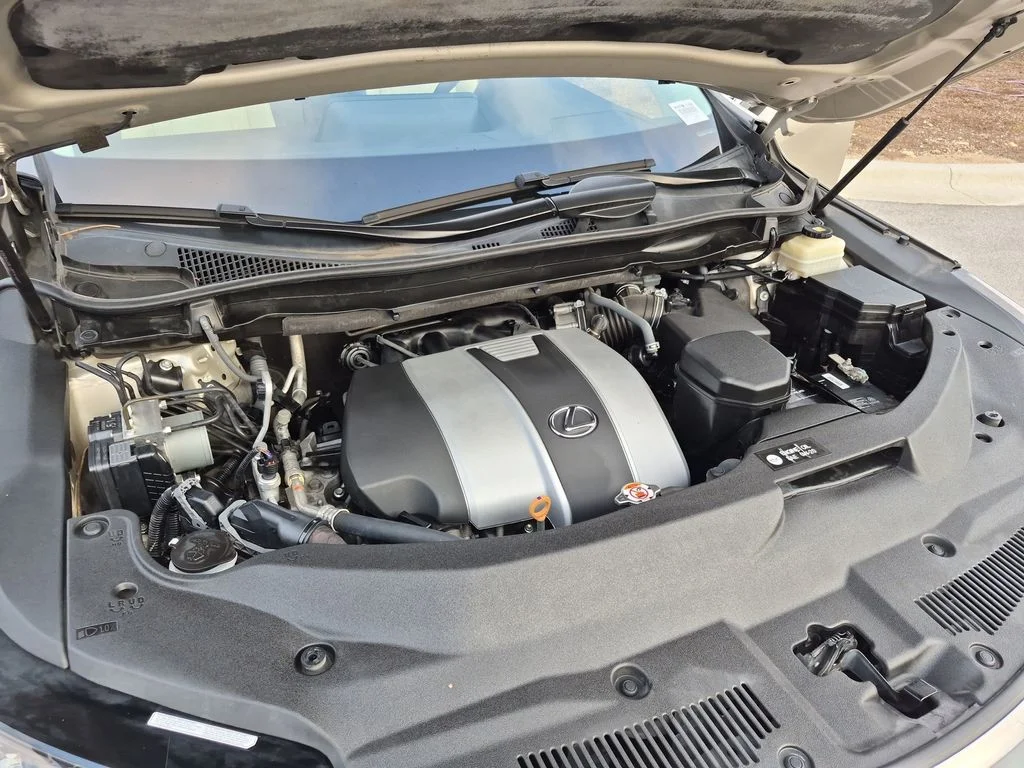 Used 2018 Beige Lexus 350 image 18