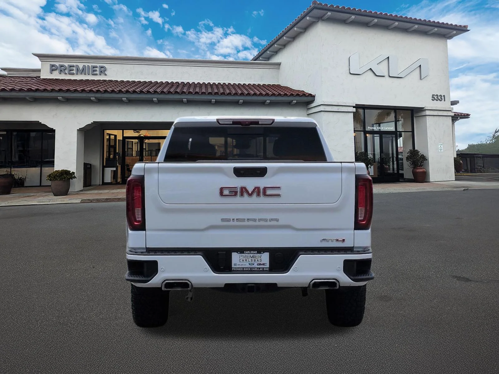 Used 2024 White GMC AT4 image 7