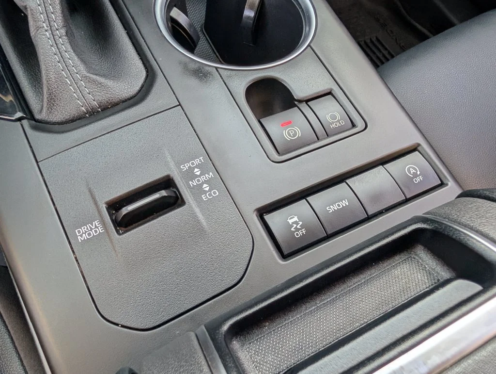 Used 2022 Beige Toyota XLE image 29