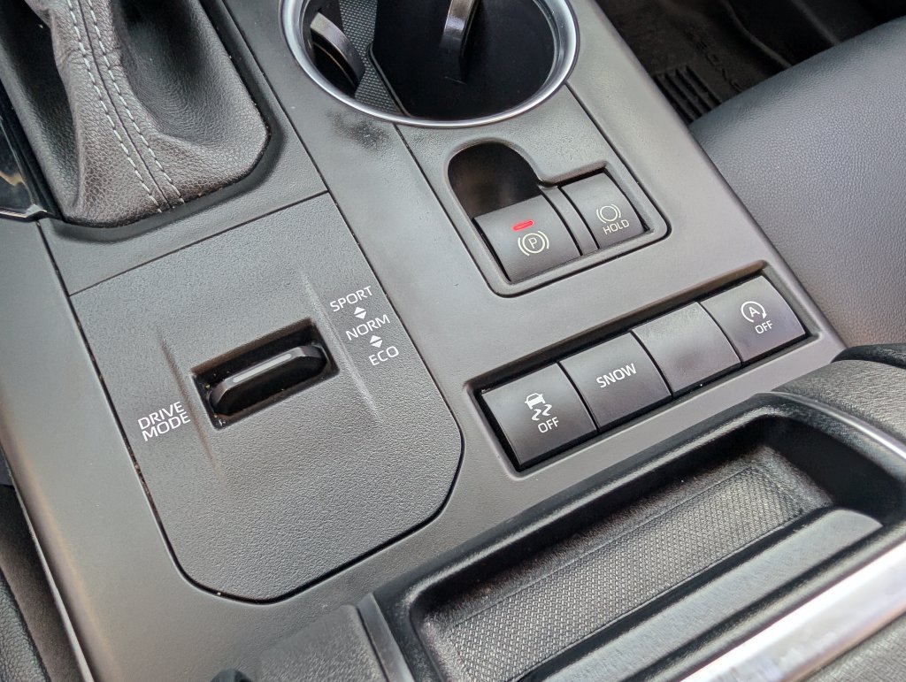 2022 Toyota Highlander XLE - Photo 29