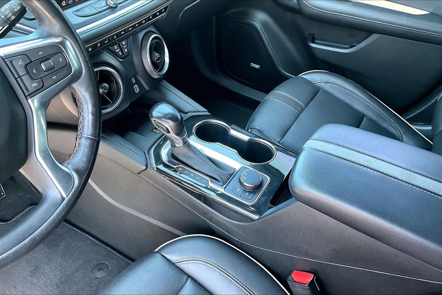 Used 2019 Cajun Red Tintcoat Chevrolet Premier image 17