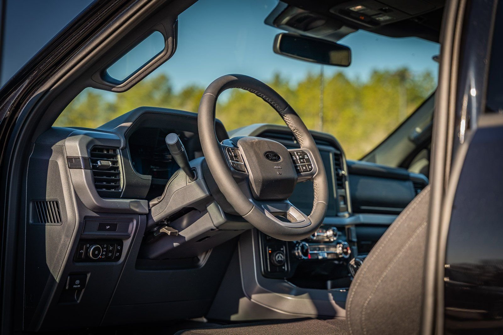 2026 Ford F-150 XLT - Photo 17