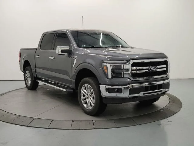 Used 2025 Gray Ford Lariat image 3