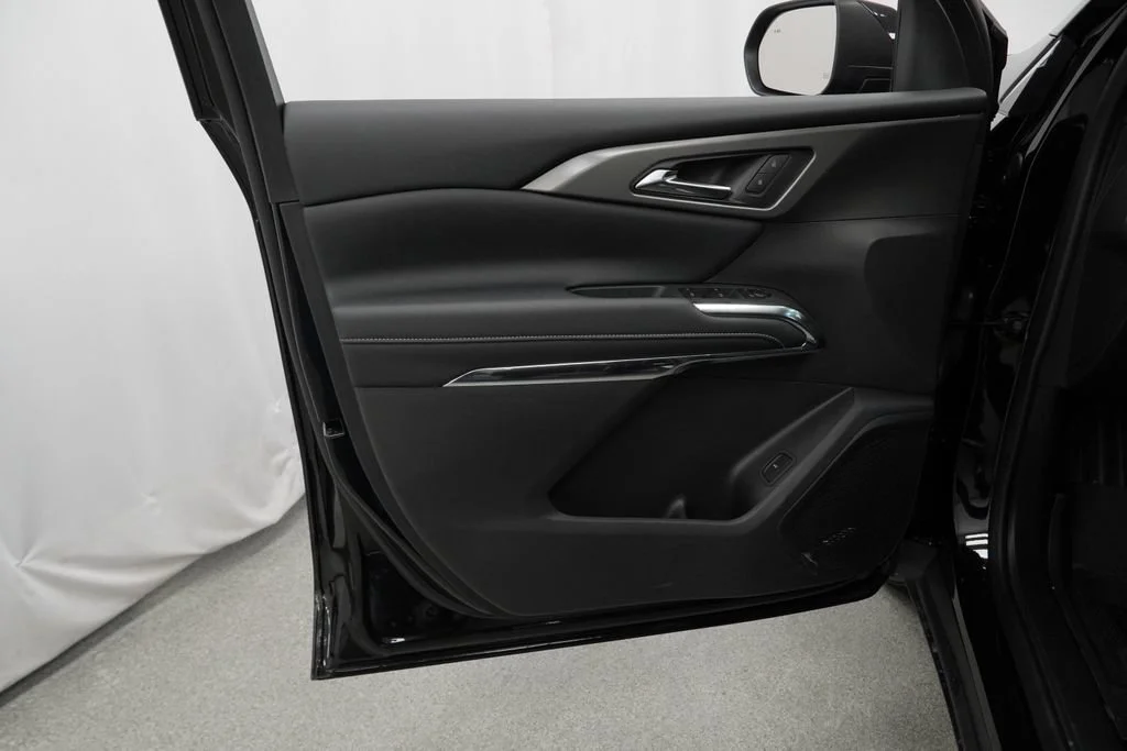 New 2026 Mosaic Black Metallic Chevrolet LT image 20
