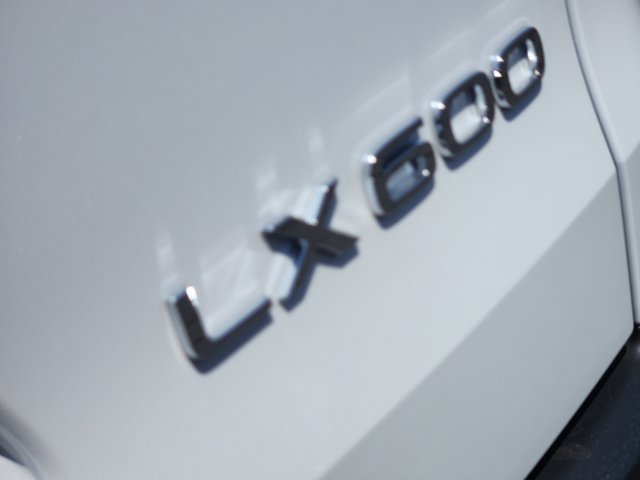 New 2026 Eminent White Pearl Lexus LUXURY image 15