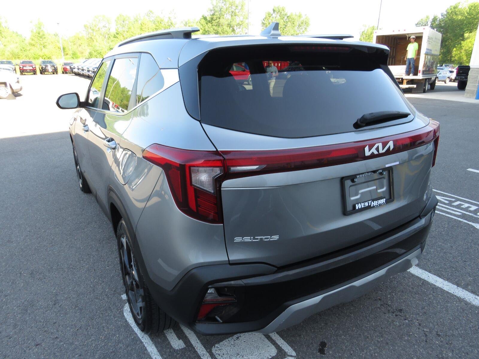 Used 2024 Steel Gray Kia EX image 17