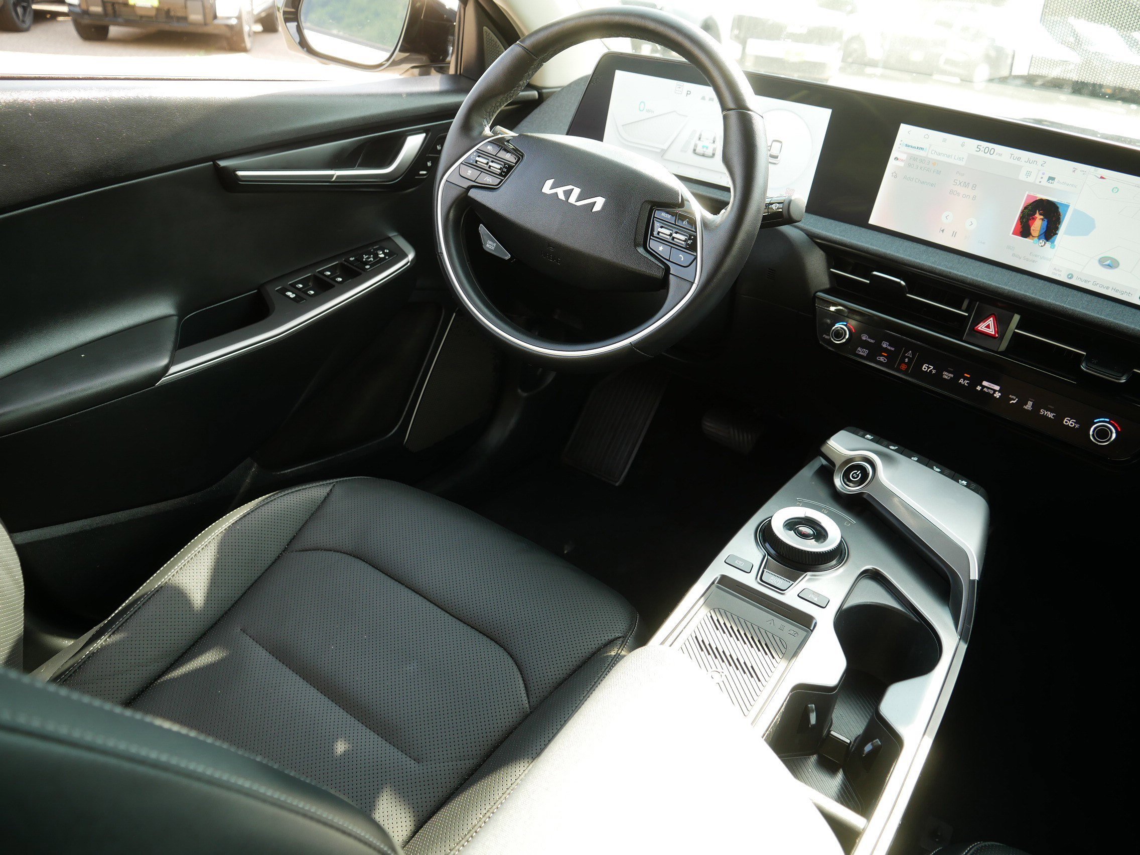 Certified Used 2024 Glacier Kia Wind image 9