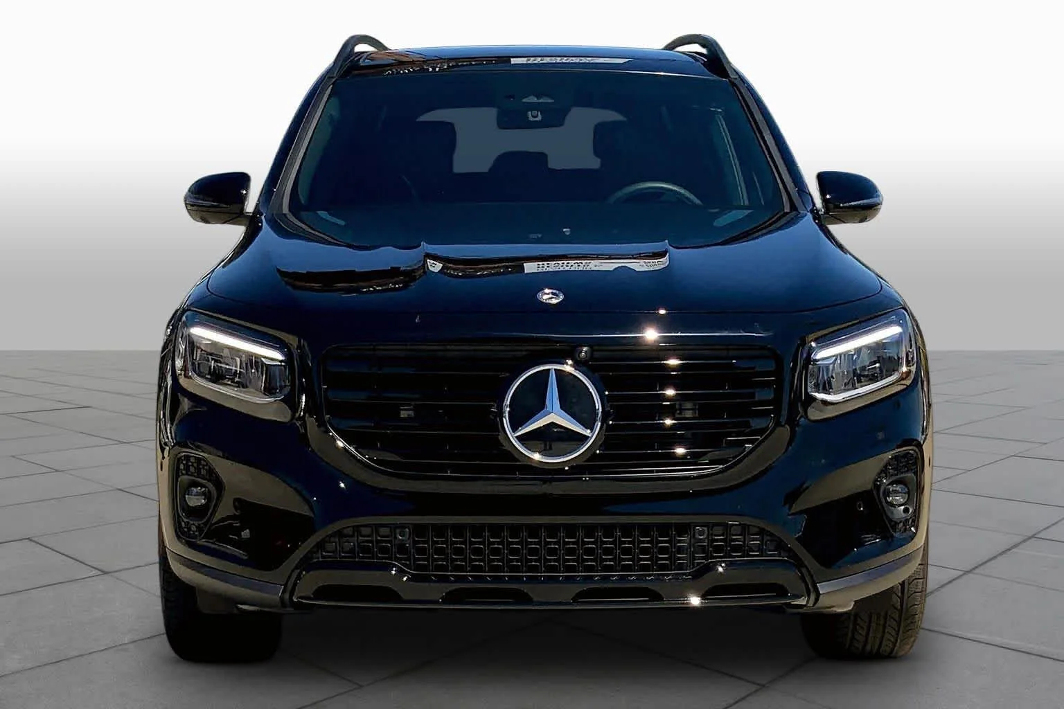New 2026 Night Black Mercedes-Benz GLB 250 image 3