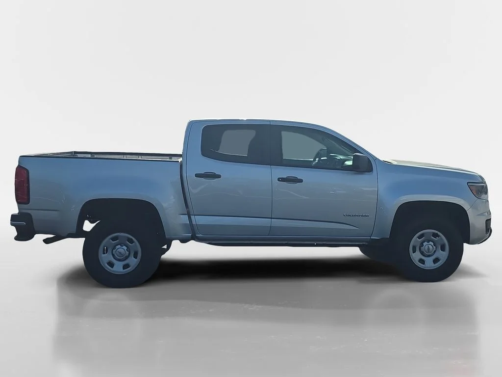 Used 2019 Silver Ice Metallic Chevrolet Work Truck image 9