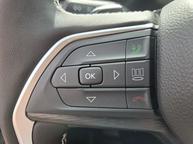 New 2026 Silver Zynith Jeep Laredo X image 30