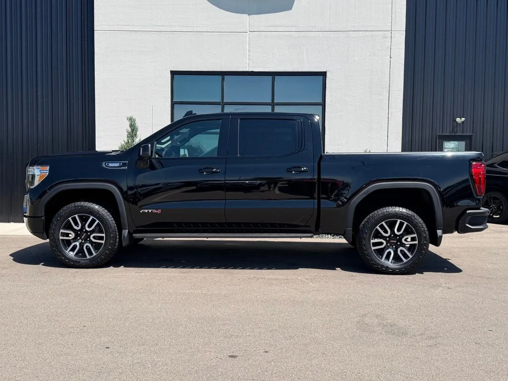Used 2021 Black GMC AT4 image 2