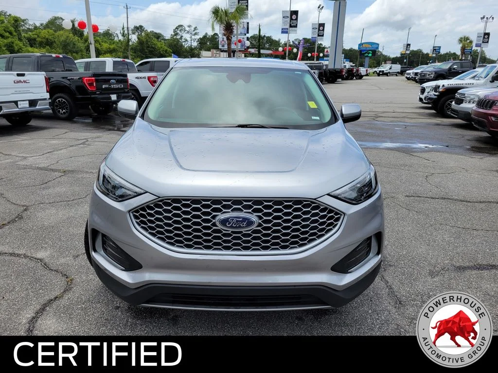 Used 2024 Silver Ford SEL image 9