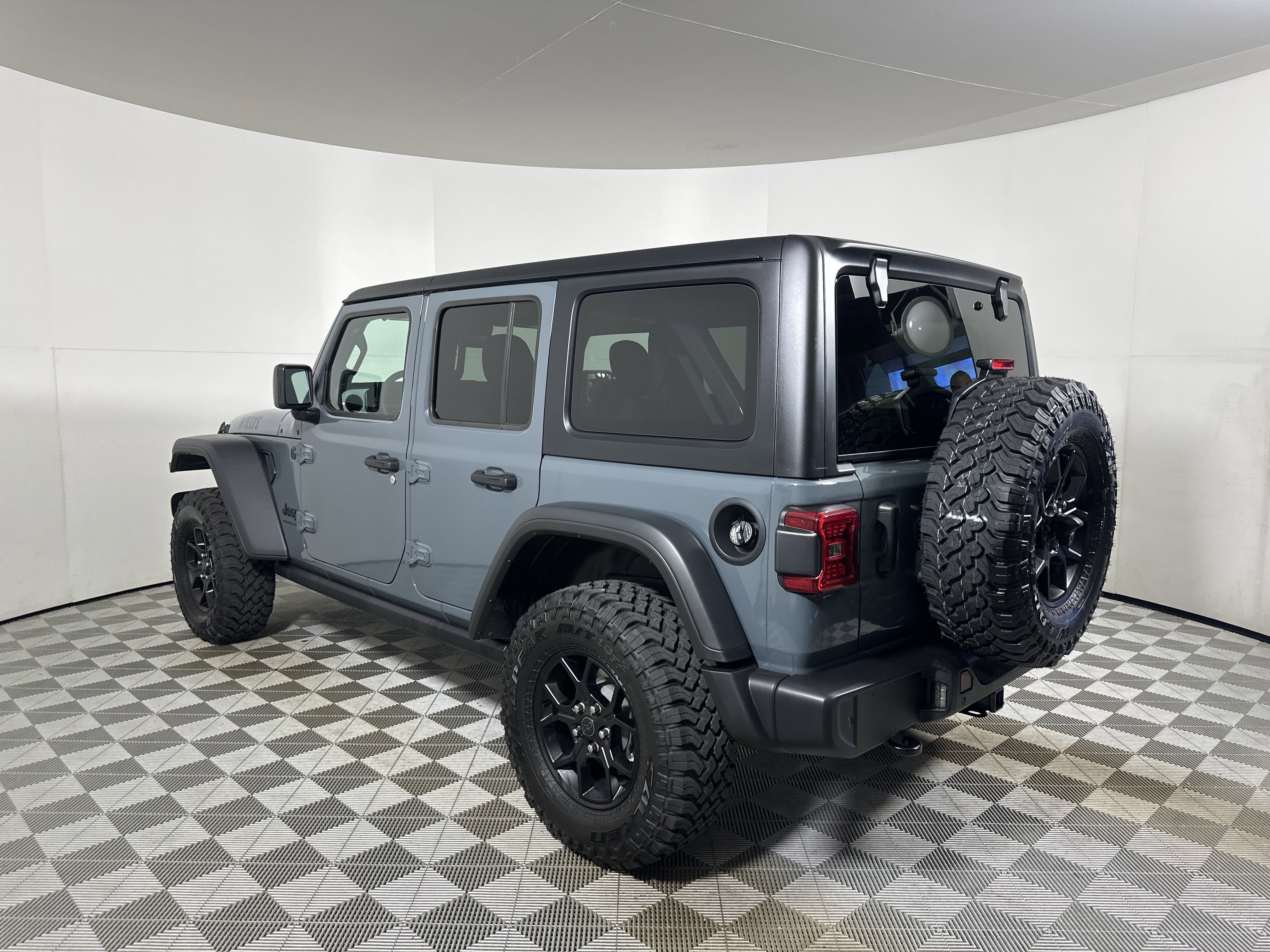 2026 Jeep Wrangler 4-Door Willys - Photo 5