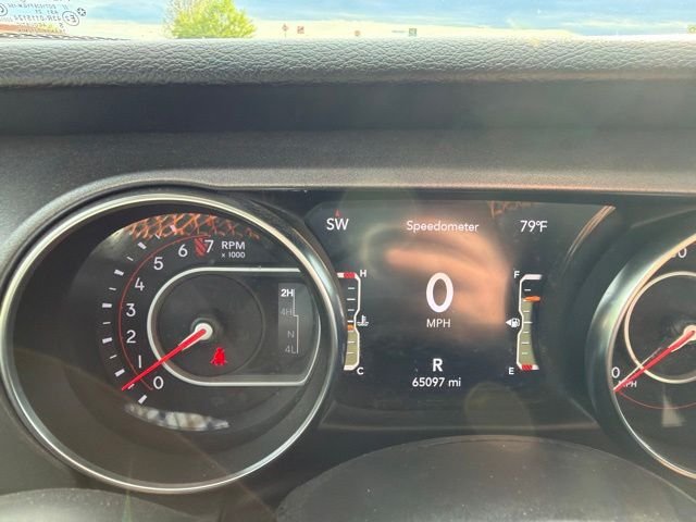 Used 2021 White Jeep Mojave image 14