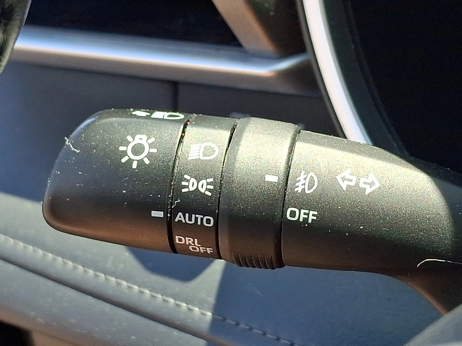 Used 2021 Midnight Black Metallic - 218 Toyota XLE image 27
