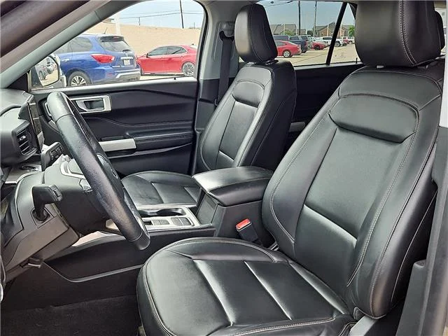 Used 2022 Iconic Silver Metallic Ford XLT 4x2 image 12