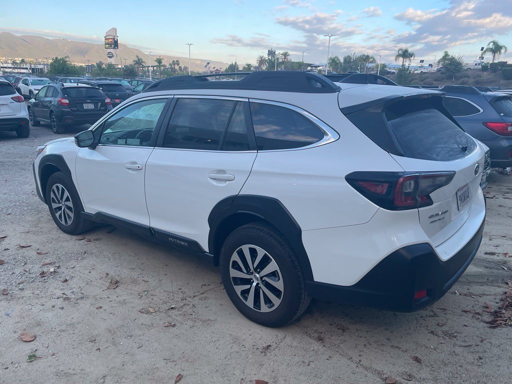 Used 2024 Crystal White Pearl Subaru Premium image 7