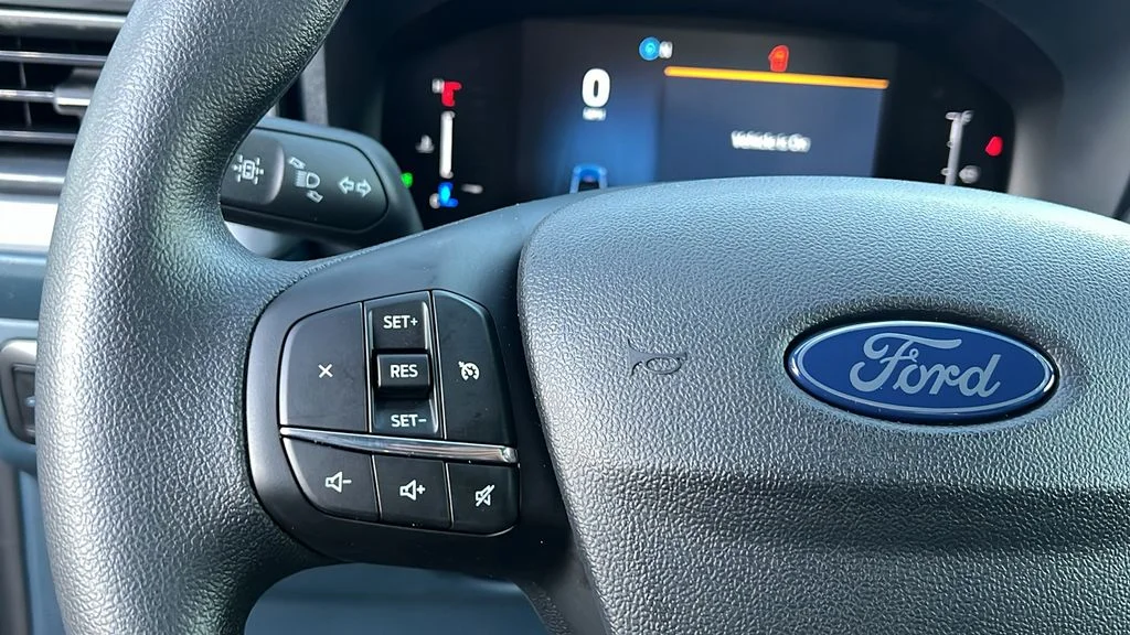 New 2025 Carbonized Gray Metallic Ford XLT image 19