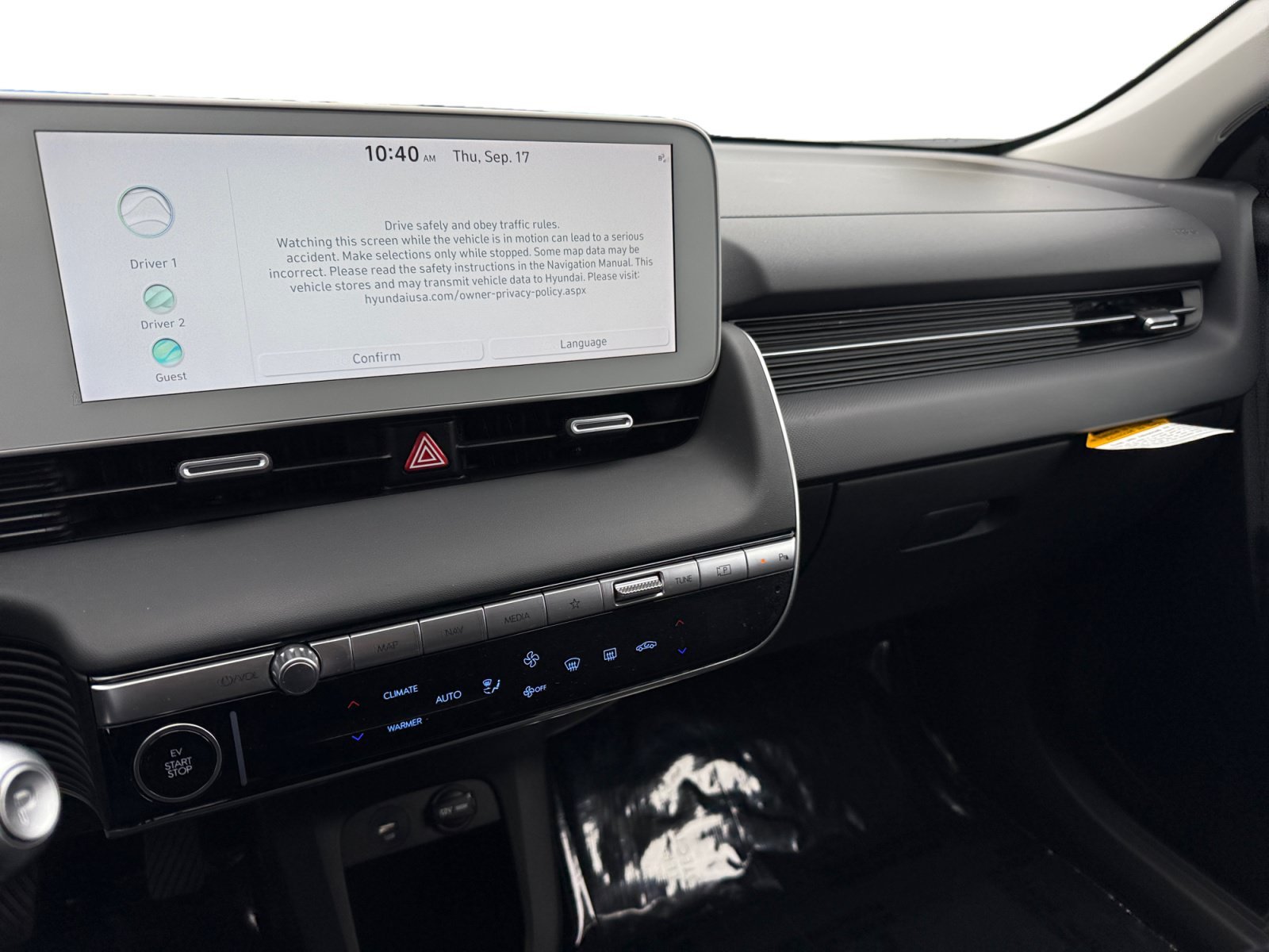 Certified Used 2024 Digital Teal Hyundai SEL image 12