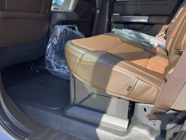 New 2026 Glacier Gray Metallic Tri-Coat Ford  image 9